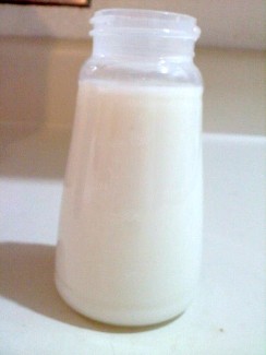 how to store breast milk